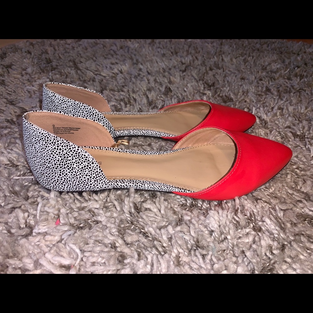 Express Size 9 Coral Red and Spotted D’Orsay Flats